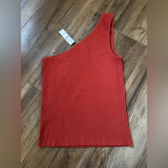 FormKnit one-shoulder tank - Picture 2 of 3